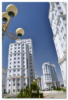 Berzengi murble tower blocks 