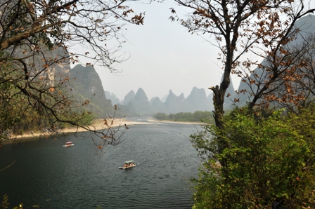 widok na rzekę Li